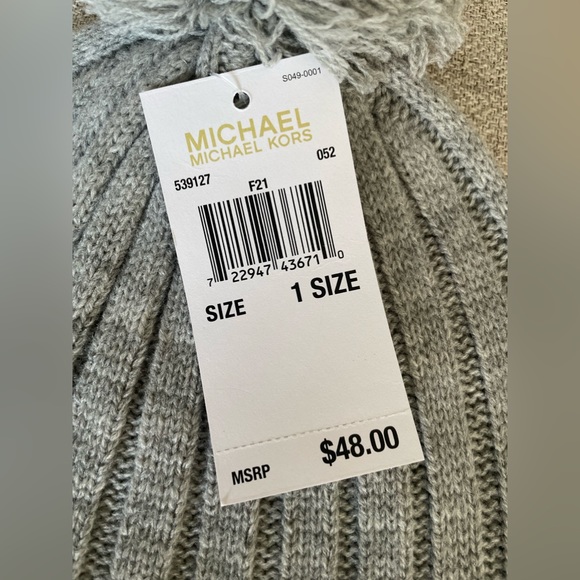 MICHAEL Michael Kors Winter Hat - Picture 4 of 4